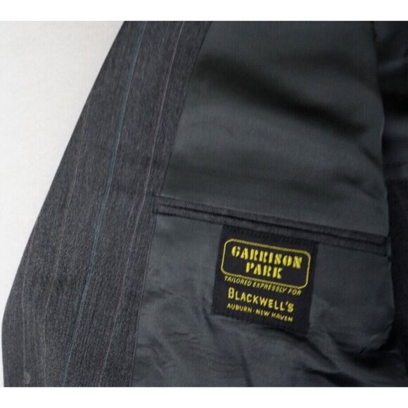 VINTAGE MEN'S GRAY STRIPED BLAZER SUIT JACKET - GARRISON PARK - SIZE 44R - Picture 4 of 5